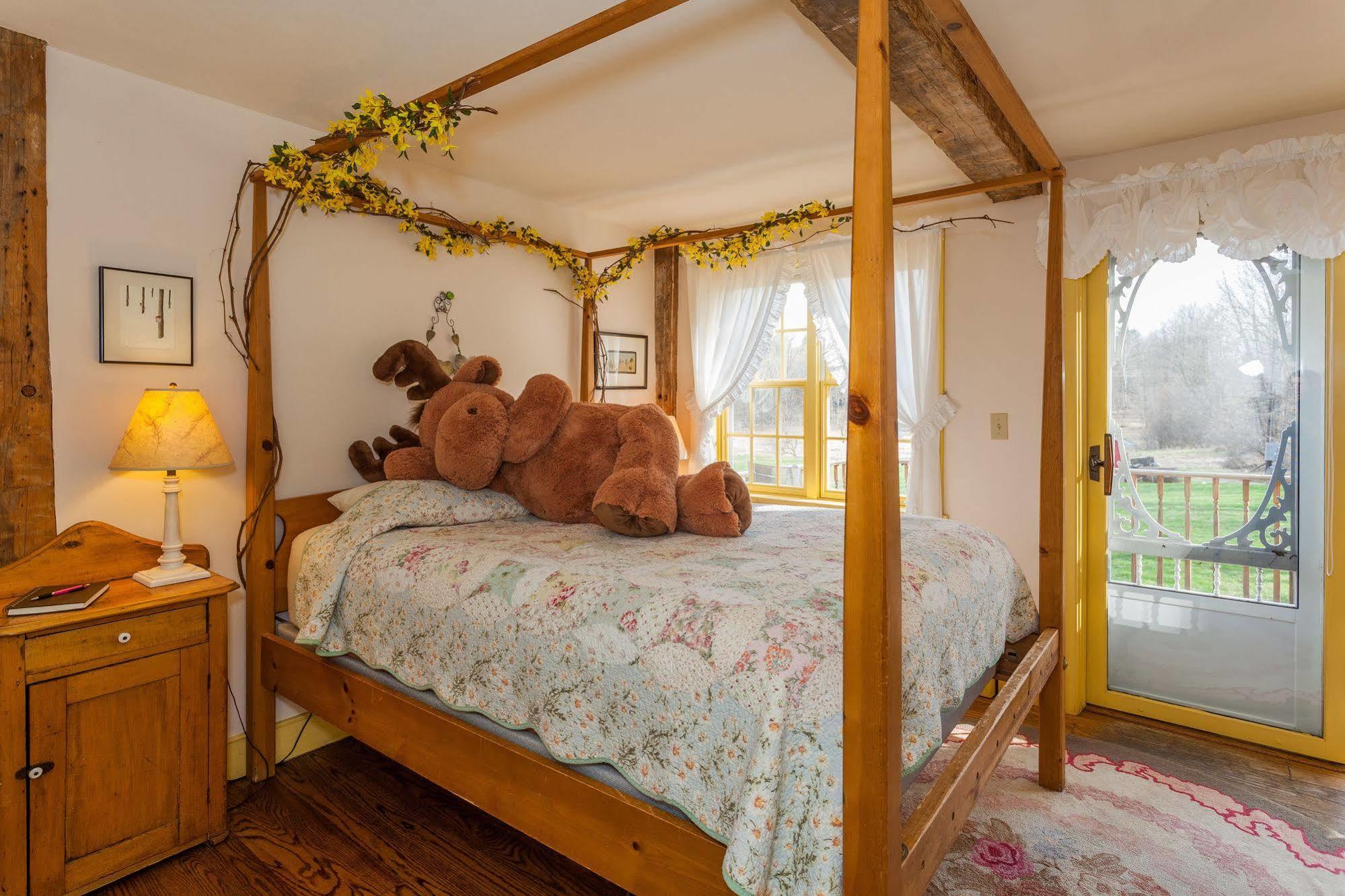 At Buck Hollow Farm Inn